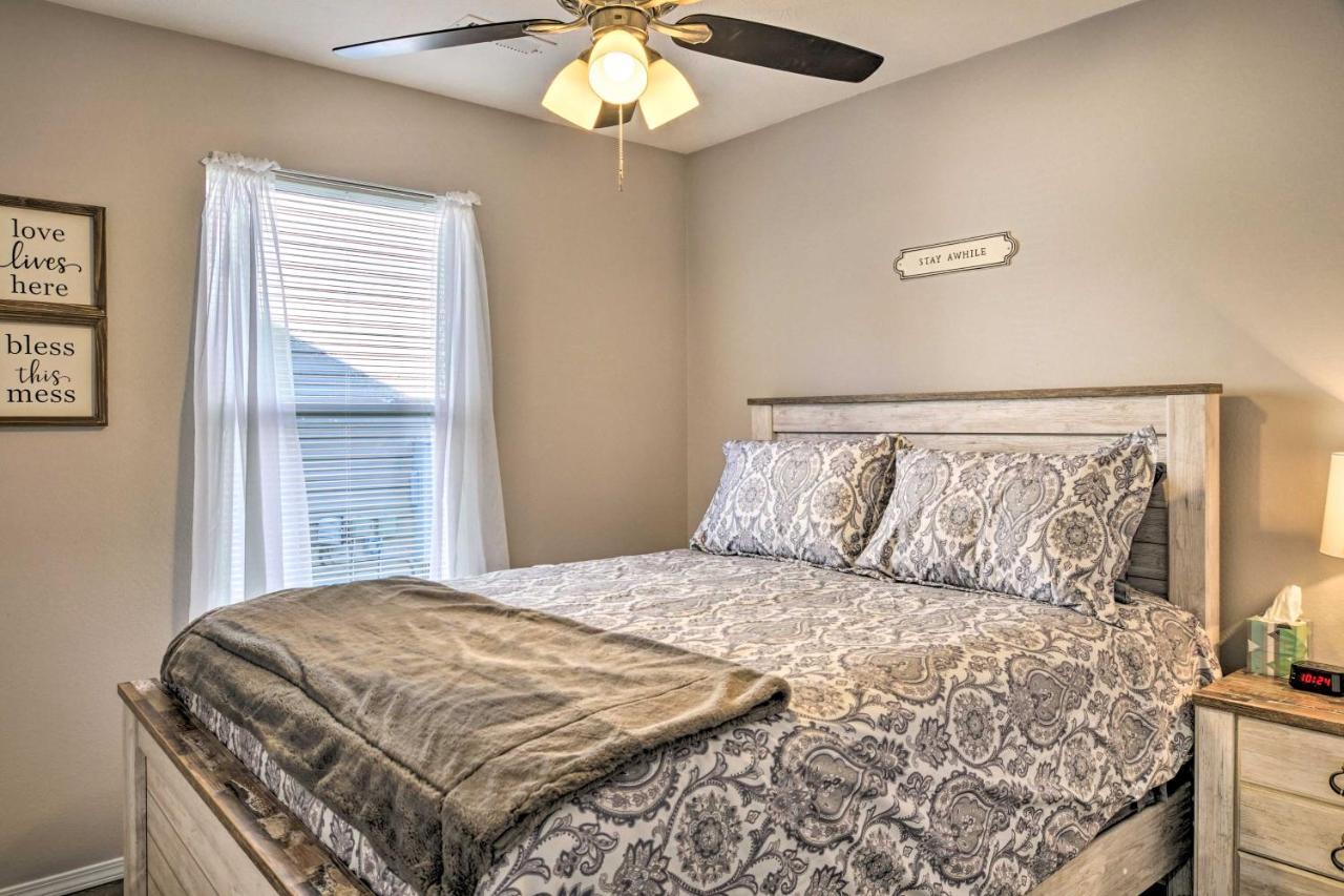 Cozy Condo With Pool Access, 5 Mi To Table Rock Lake Branson Exteriör bild